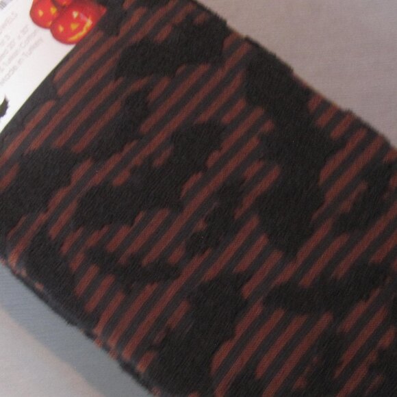 LADINNE SET OF 3 KITCHEN TOWELS HALLOWEEN MOTIF FRINGE 20 X 30 NIP - Picture 3 of 3